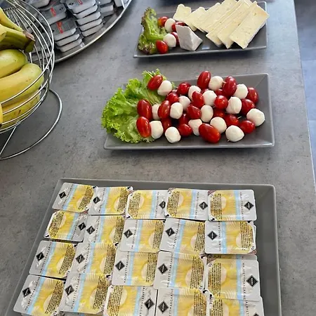 Central Hotel Duisburg 3*