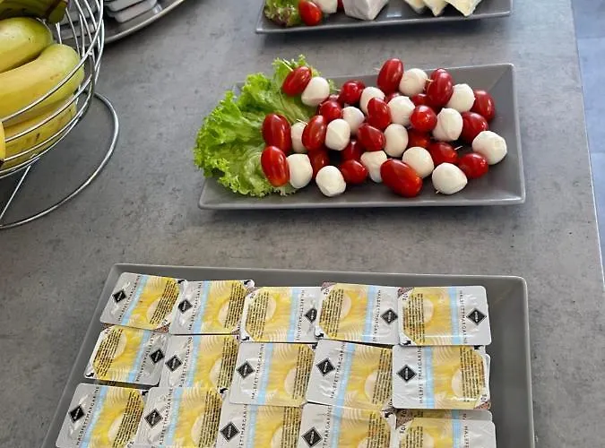 Central Hotel Duisburg 3*